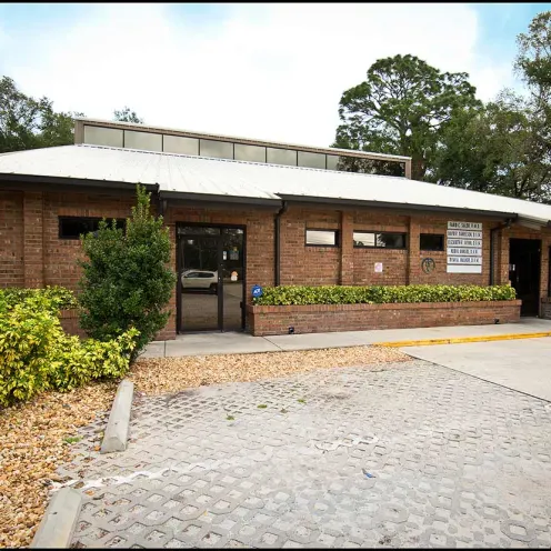 Ehrlich Animal Hospital and Arthritis Therapy Exterior